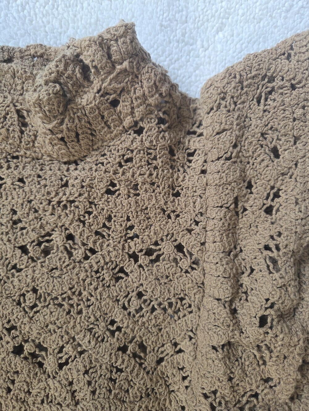 Zara Crochet Crop Top - Picture 2 of 9